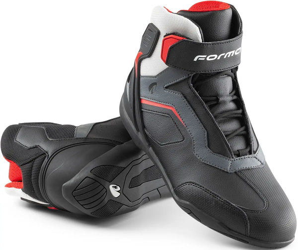 Forma Stinger Flow Riding Boots - Black / White / Grey