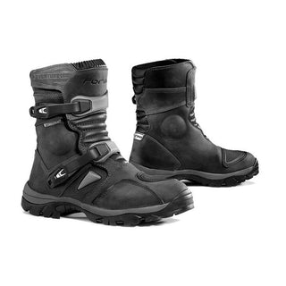 Forma Adventure Low Black